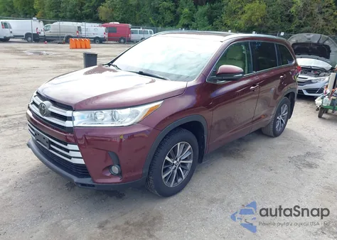 2018 Toyota Highlander Xle из США, поврежденный, VIN 5TDJZRFH1JS827757